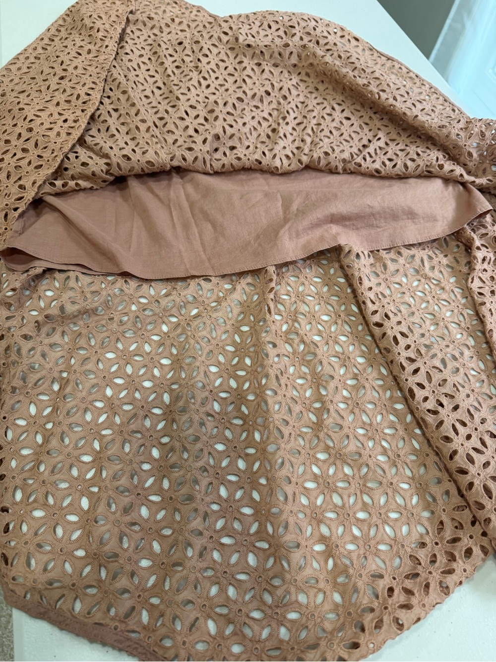 Tibi Dusty Rose Eyelet Lace Handkerchief Midi Skirt Size 2 - Picture 6 of 10